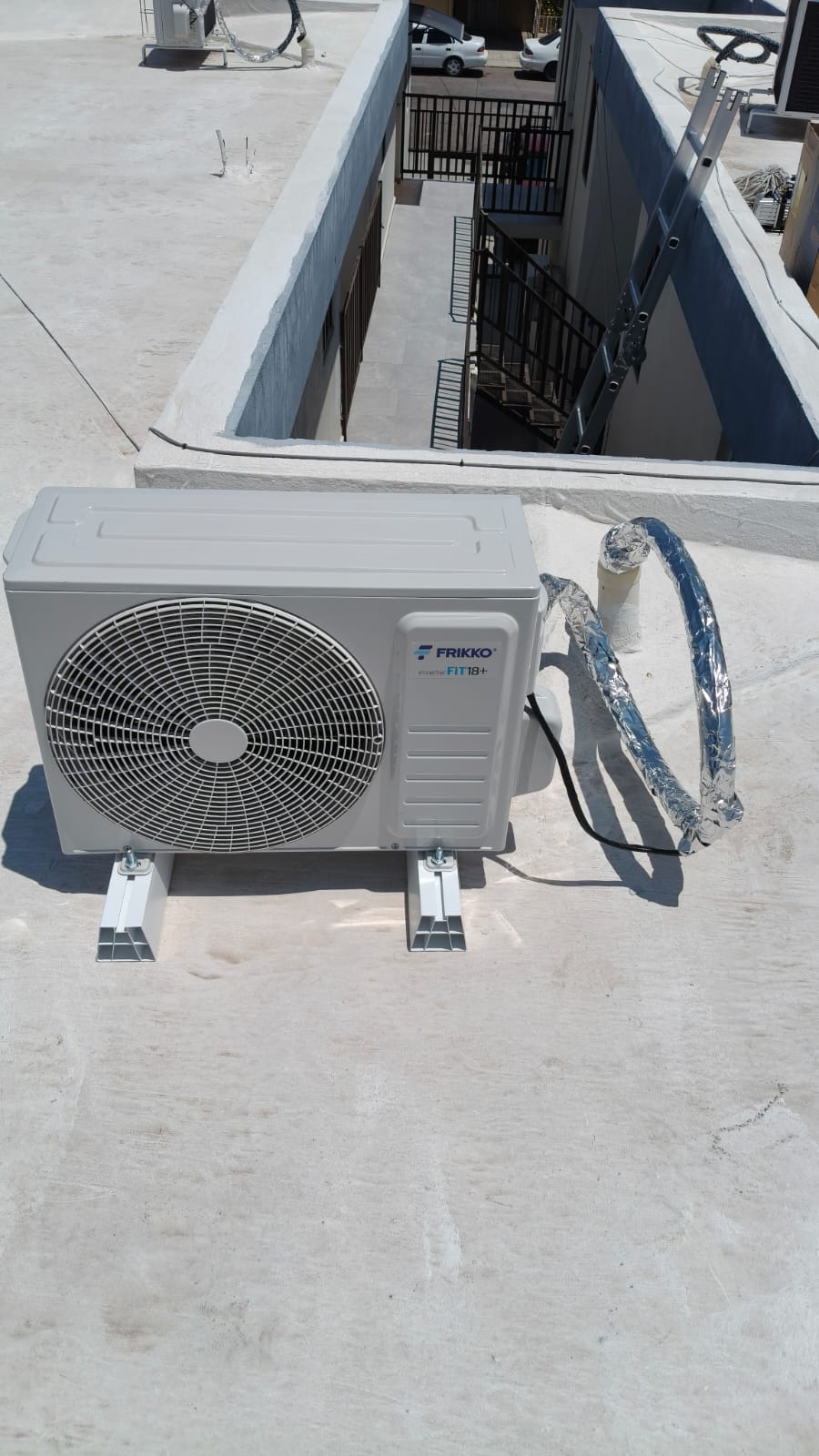 Ingeniero Electromecánico Nahúm Castillo 3