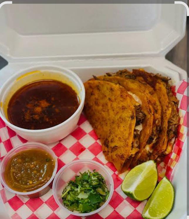 Quesabrosas Birria de Rosy 4