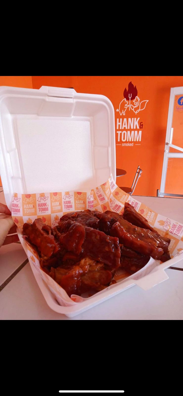 HANK Y TOMM SMOKED 10