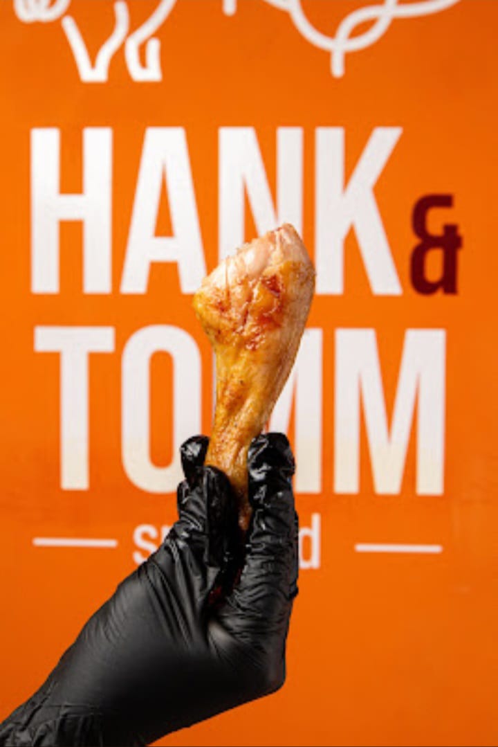 HANK Y TOMM SMOKED 4