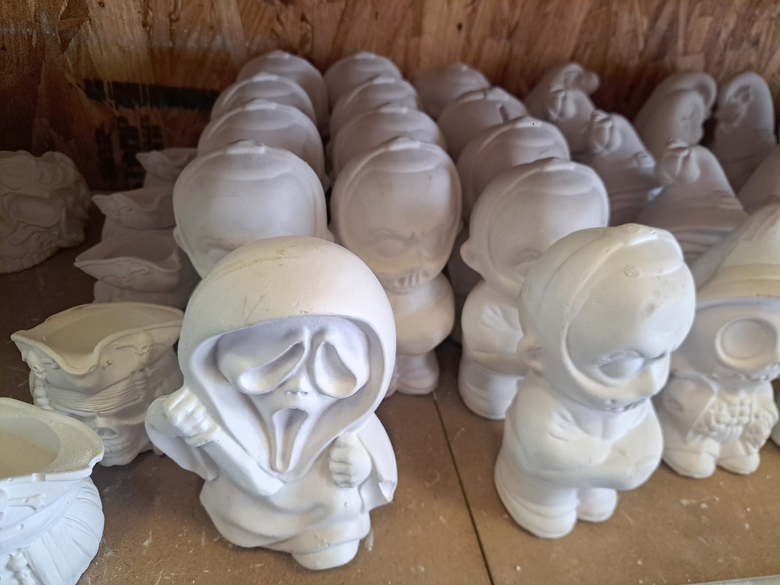 Figuras de Yeso 3