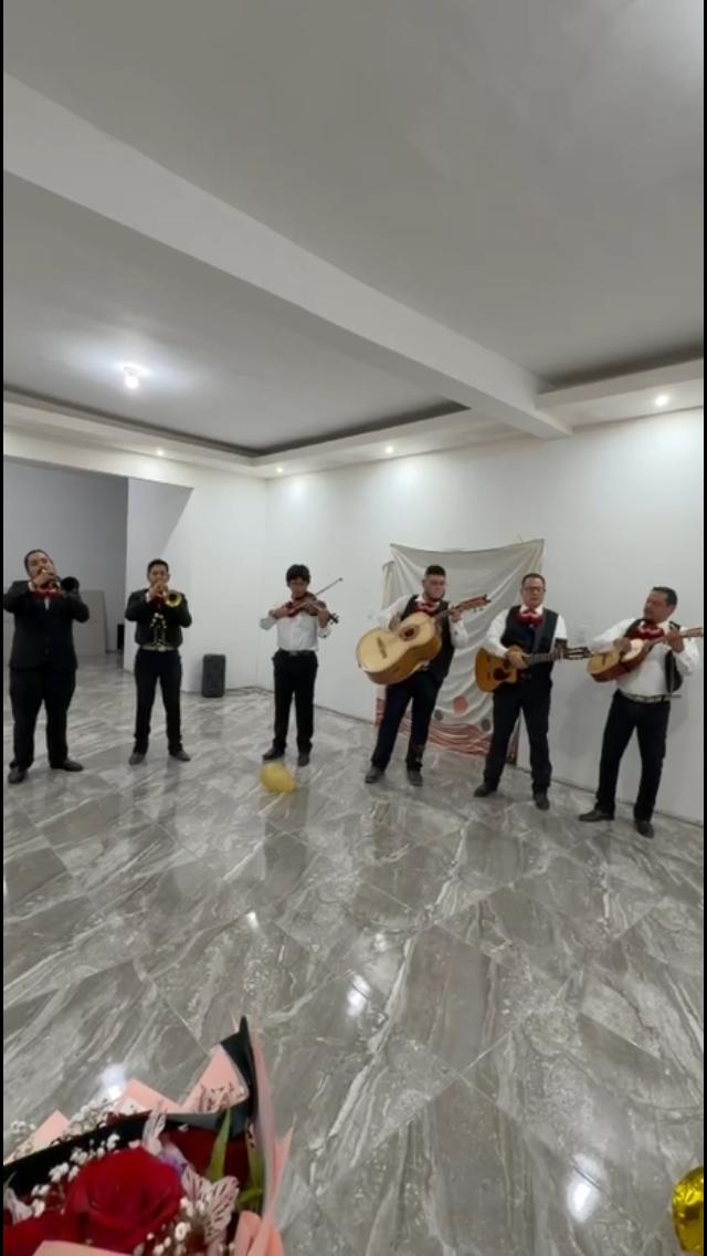 Mariachi Jalisco de cd Delicias 6
