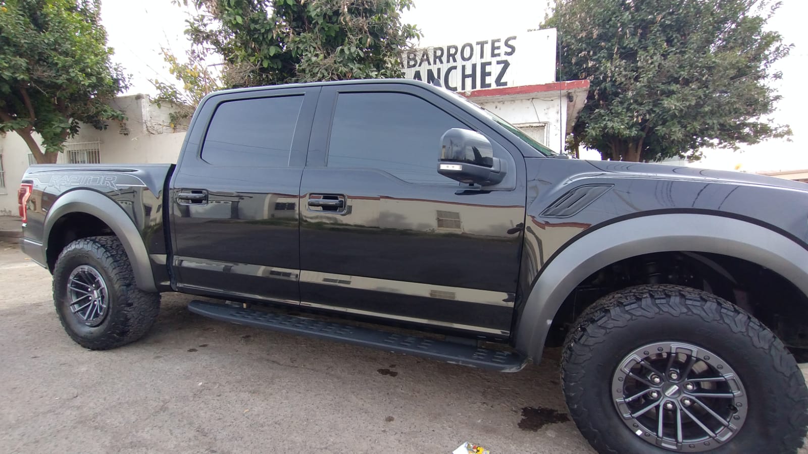 AUTOLAVADO SÁNCHEZ 12
